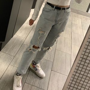 WILD FABLE distressed mom jeans